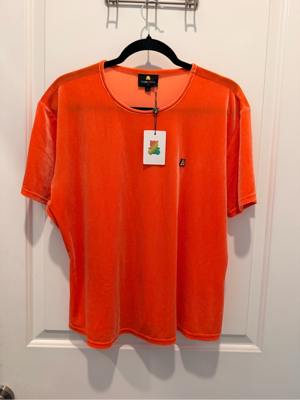 Teddy Fresh Orange Velour
Short Sleeve T-Shirt Size L